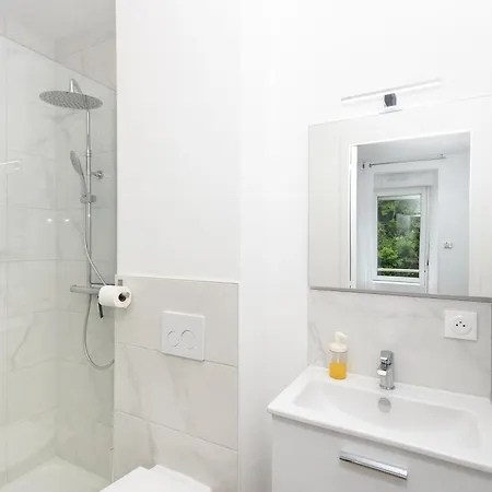 Apartment Independante Fou De Bassan